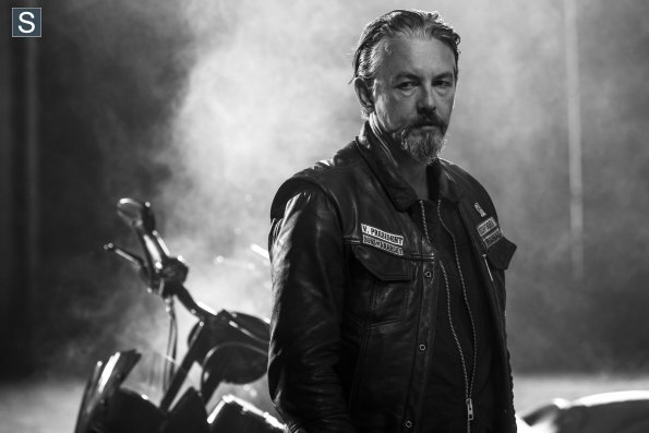 Sons of Anarchy - Season 7 - Full Set of Cast Promotional Photos (1)_595_slogo