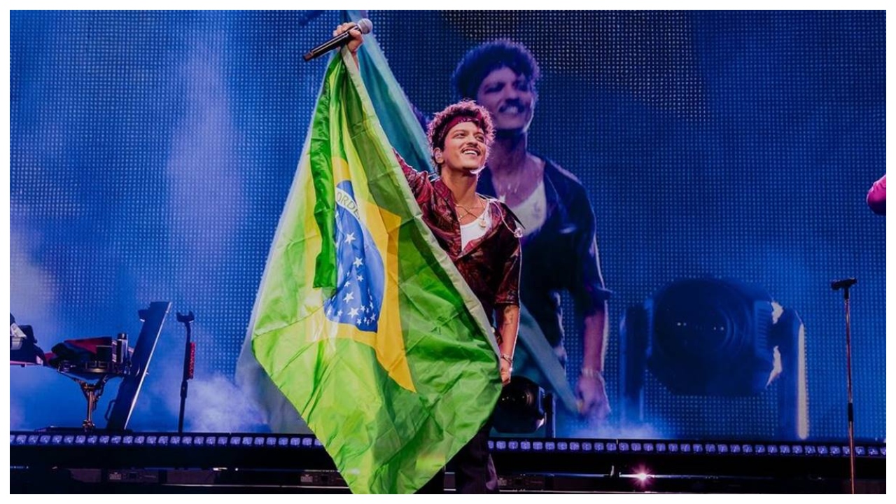 bruno mars ganha um cpf ficticio durante seu ultimo show