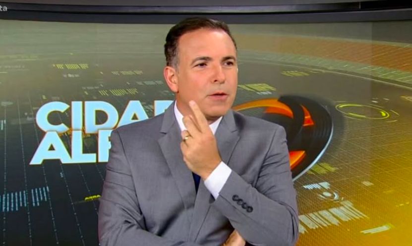 Reinaldo Gottino deixa recado para Luiz Bacci em estreia no Cidade Alerta