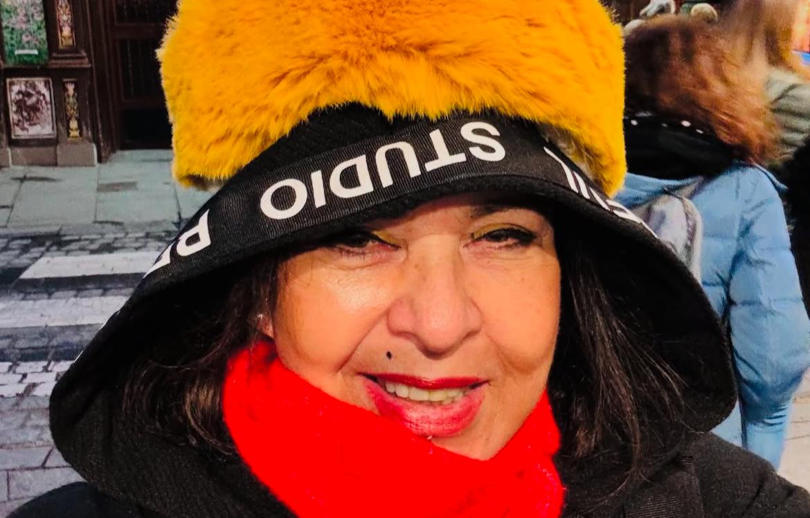 Roberta Miranda aproveita férias na Espanha para gravar Shaila Dúrcal