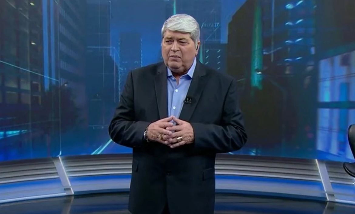 Datena revela estar com problema de saúde no ao vivo