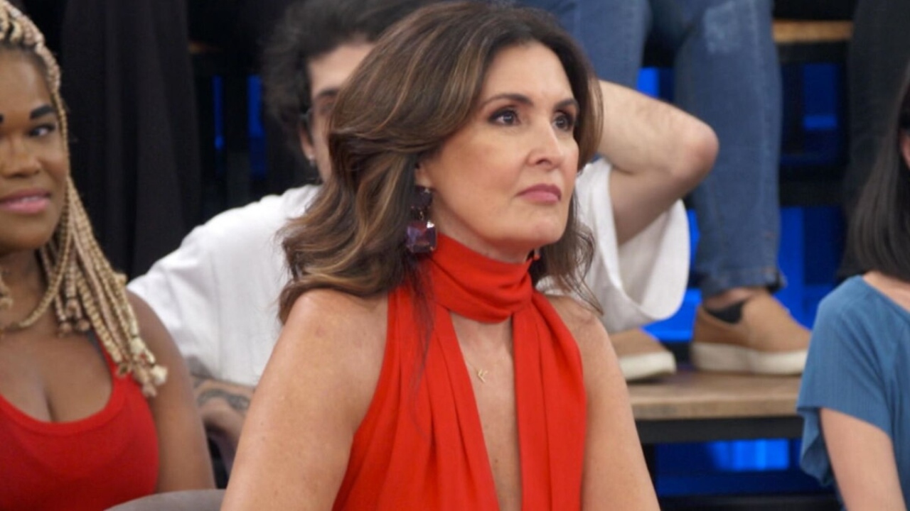 Ao vivo, Fátima Bernardes reclama da vida longe dos três filhos 1 Fatima Bernardes
