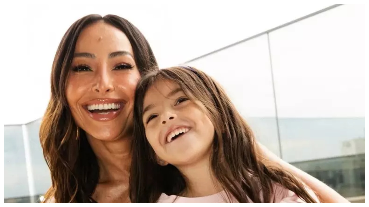 sabrina sato emociona ao contar como lidou com perdas e conversa com a filha