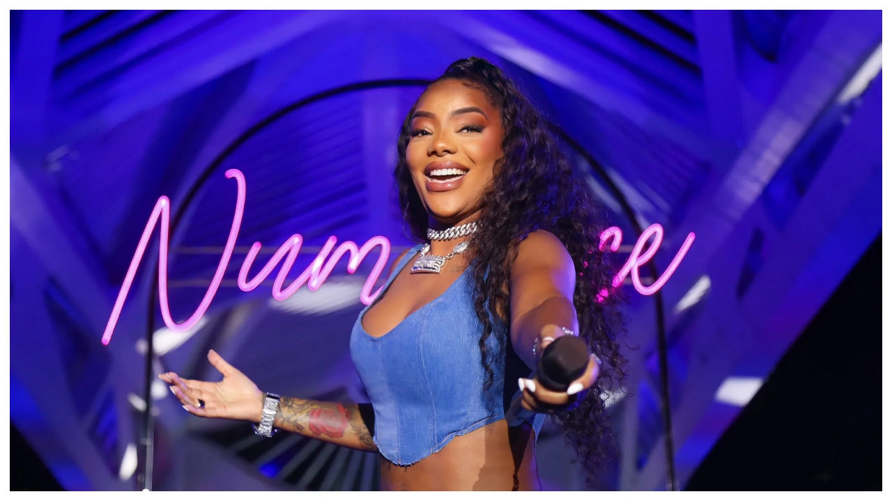 Ludmilla perde a paciência e expulsa homem do show em Porto Alegre 1 ludmilla perde a paciencia e expulsa homem do show em porto alegre